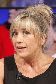 Julia Otero as Voz en off (Voice) in 1:58 2014