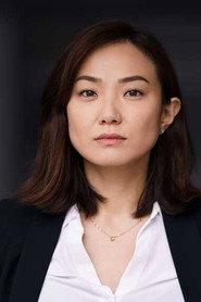 Ariunbolor Gansukh as Anna in Die Vereinbarung 2019
