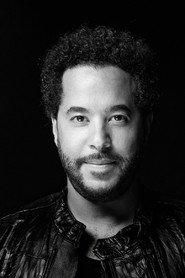 Adel Tawil as Self in Sido: MTV Unplugged - Live aus'm MV 2010