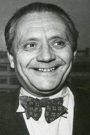 Stanoje Dušanović as Vidoje in Out of Step 1968
