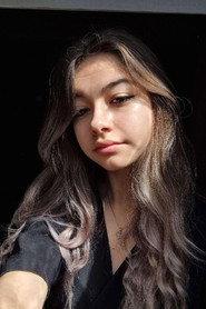 Elyn Lapoy as Lisa Rivera (Voice) in Le Train de Minuit: Sous l'Emprise de Luisa 2027