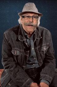 Namoun Madani as  in Leila and the Others 1977