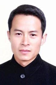 Ge Xingjia as Police Officer in Super Housemaid 2018