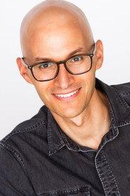 Eric Schwartz as Jogger in Mic Whore 2014