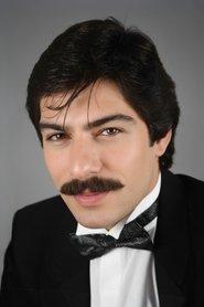 Yılmaz Zafer as Suat in Aaahh Belinda 1986