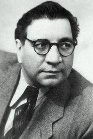 Vitali Politseymako as Artyom Godun in Collapse 1952