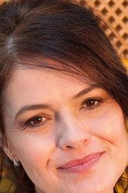 Áurea Baptista as Neusa (voice) in Motherboard 2024