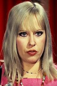 Rita Bensousan as Joan in Kolasmenes Psyches sta Dichtya tis Idonis 1973
