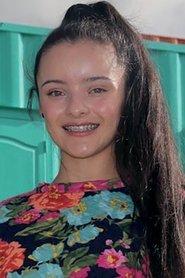 Laura Castrillón as Sueca in Monos 2019