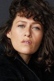 Lara Kramer as Angie in Ca$h Nexu$ 2019