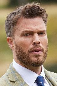 Rick Edwards as Self in The Science(ish) of… Stranger Things 2021