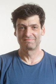 Dan Ariely as Self - Professor of Behavioural Economics, Duke University in The Flaw 2011