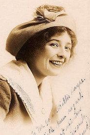 Edna Pendleton as Aronnax's daughter in 20,000 Leagues Under the Sea 1916