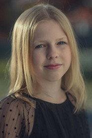 Nève Leblanc as Samantha in Game of Death 2017