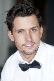 James Elliott as Matt in 500 Miles 2014