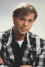 Bob Lockwood as Marilyn in Comeback 1982