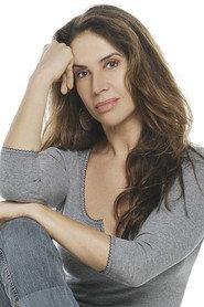 Cláudia Alencar as Jéssica in Xuxa and the Elves 2001