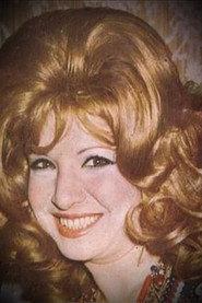 Maha Sabry as Zanouba in Al Sokkareya 1973