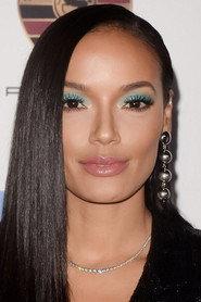 Selita Ebanks as Self in Sports Illustrated: Swimsuit 2007 2007