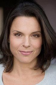 Vivia Font as Ellie in Shallow End 2025