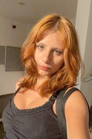 Luiza S. de Freitas as Vivian Carmezin in Carmezin 2026