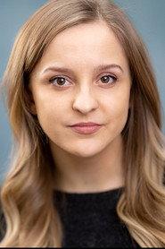 Evie Guttridge as Daughter in Big Smiles 2022