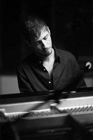 Guy Moskovich as Piano in Avishai Cohen Trio Leverkusener Jazztage 2024 2024