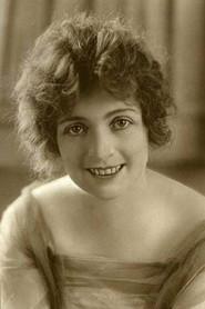 Myrtle Gonzalez as Mabel Wyland in It Happened in Honolulu 1916