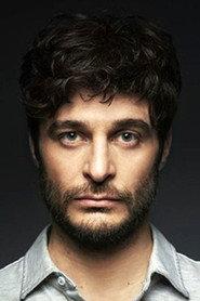 Lino Guanciale as Carlo in Un marziano di nome Ennio 2022