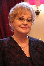 Tatyana Tashkova as Tanya Karpova in The Way to The Gold Medals 1980