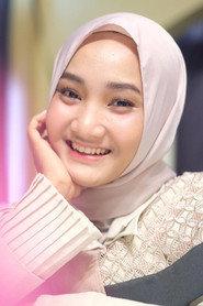 Fatin Shidqia as Fatin Shidqia in 99 Cahaya di Langit Eropa 2013