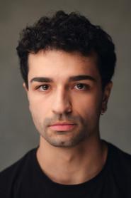 Álex Bausá as Teresot in Els Mals Noms 2025