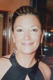 Smaragda Diamantidou as Eva Manola in Female Company 1999