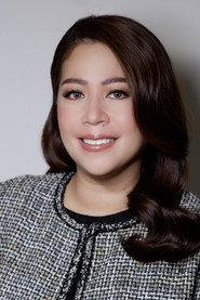 Roselle Nava as Marya in I Think I'm In Love 2002