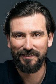 Ivo Bastos as Diogo in Brothers-In-Law 2021