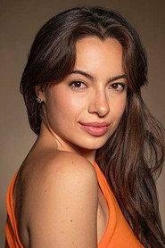 Priscilla Gomez as Liz in Amor en el aire 2023