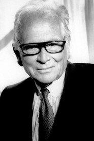 Pierre Cardin as Pierre in Joanna Francesa 1973
