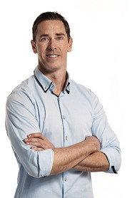 Nick Maxwell as  in 2 Hours 2012