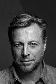John De Holland as George in Entwined 2020
