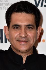Omung Kumar as Host (Cameo Appearance) in Ishq Vishk 2003