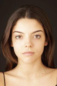 Mariana Venâncio as Joana in Laura & Martim 2025