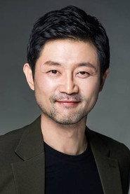 Mun Seong-hyeok as Sung-hyuk in 3-Iron 2004