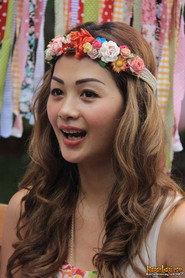 Indah Kalalo as Janda Nani in Virgin Girl 2009