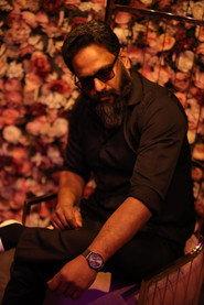 Thusanth as Sethu in Irulil Ravanan 