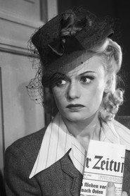 Zofia Jamry as Maria Kędziorek in Forbidden Songs 1947