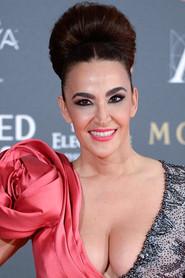 Cristina Rodríguez Torres as Begoña in Elefante 2011