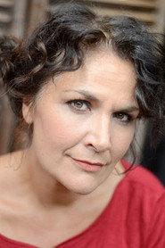 Sophie Gourdin as La concierge in Home Sweet Home 2008