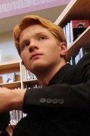 Henry Mathews as Jackson Johnson in Der Schuhmacher 2025