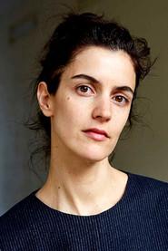 Korinna Krauss as Anna in 5 Women 2017