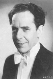 Ernesto Vilches as (segment "Cuarteto") in Trio y cuarteto 1972